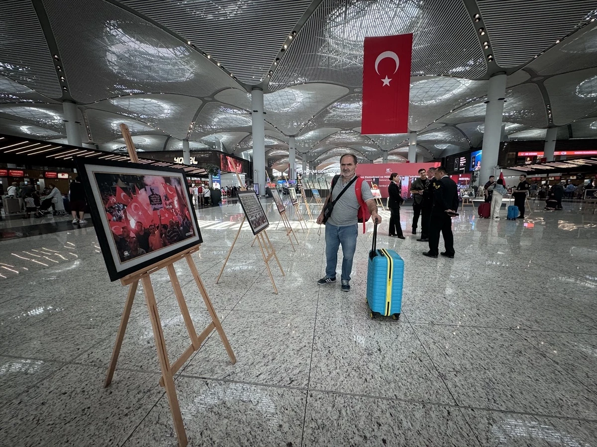 İstanbul Havalimanı’nda 15 Temmuz Demokrasi ve Milli Birlik Günü Sergisi Açıldı